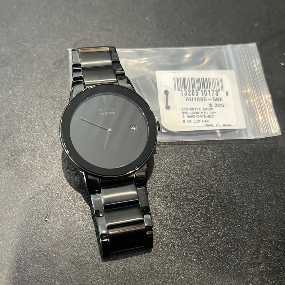 Citizen Axiom Black